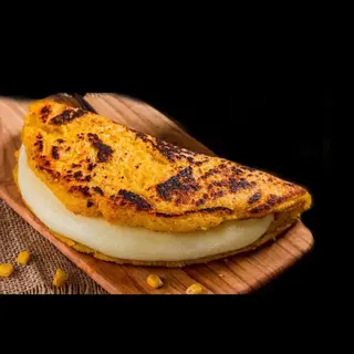 Cachapa con queso de mano