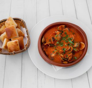 Almejas a la marinera