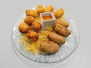 Surtido de croquetas caseras