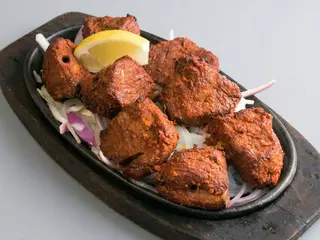 Tandoori de cordero tikka