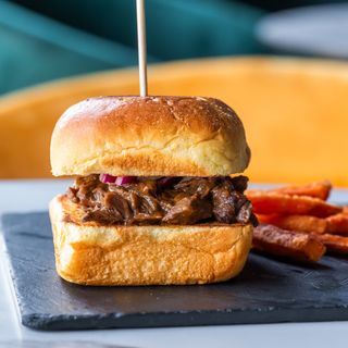 Brioche De Rabo De Toro (2 Uds.)
