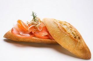 Bocadillo de salmón