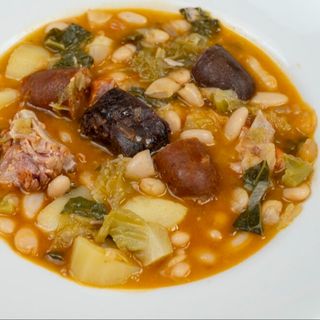 Cocido montañés