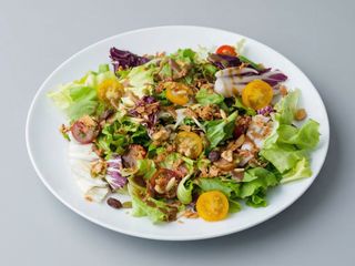 36. Ensalada de la casa / House salad