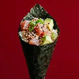 Temaki atún con aguacate