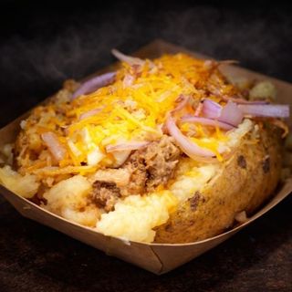 JACKED POTATO: 1 Proteina + 3 Toppings + 2 Salsas