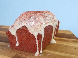 Plum red velvet porción