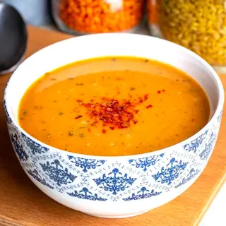 Sopa de lentejas / Mercimek Çorbasi