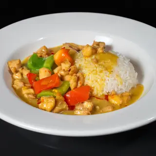 23. Arroz con pollo al curry