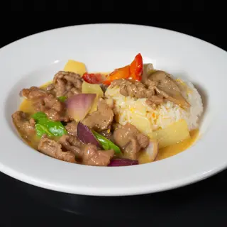 25. Arroz con ternera picante