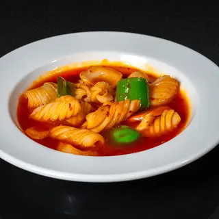 114. Calamares con salsa picante