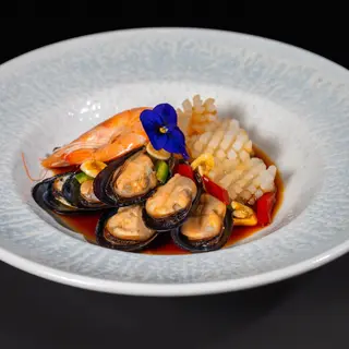 9. Ensalada de marisco