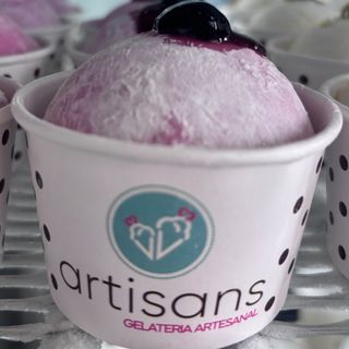 Artisans (nata, amarena, chocolate, cacahuete)