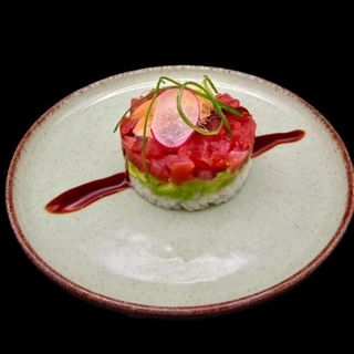 Tartar Atún Con Aguacate