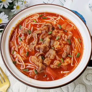 Guiso de tomate con cordero 番茄肥羊卷