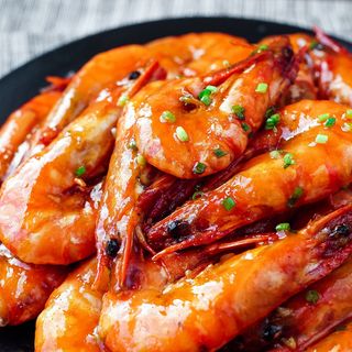 Gambas estofadas picant en aceitee铁锅虾【辣的】