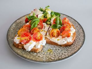 Caprese Tan Tan