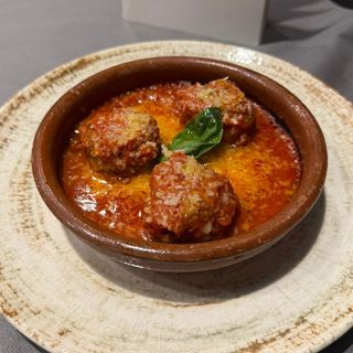 Albóndigas con tomate