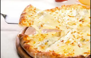 Pizza 4 Quesos (28 cm.)