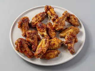 Chicken wings and chips