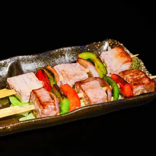 64. Pinchos de Atún a la Plancha. (2 Pzs)