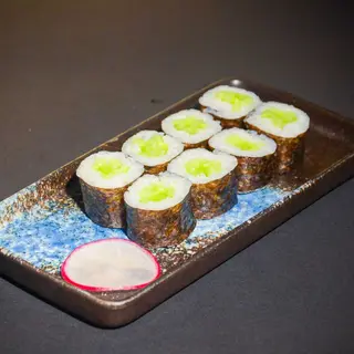 144. Hosomaki Pepino (8Pzs)