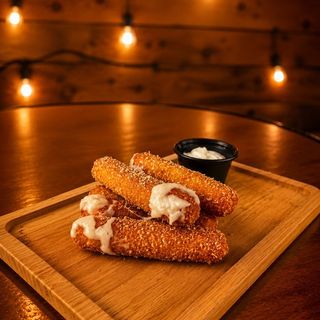 Fingers queso