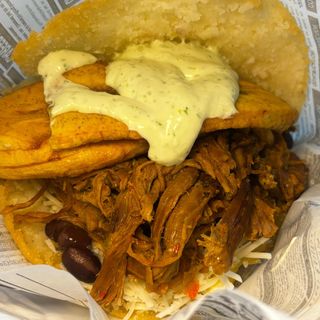 Arepa de pabellon