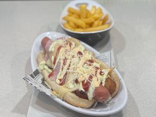 HOT DOG COSTEÑO