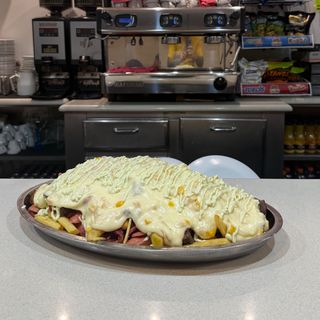 Salchipapa M Mixta pollo y ternera 