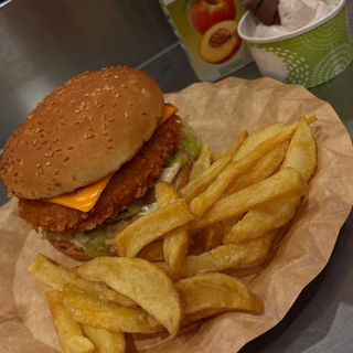 COMBO MENU INFANTIL, HAMBURGUESA
