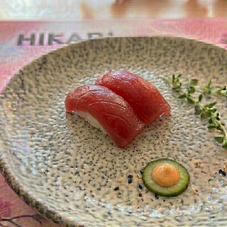 Nigiri de atún (2pz)