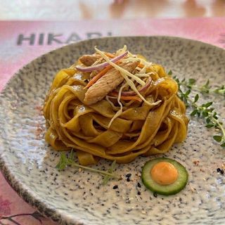 Pad thai con pollo