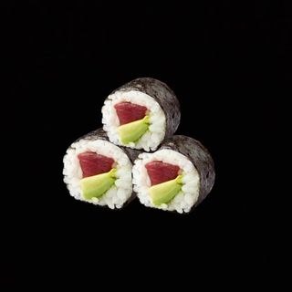 Maki de atún y aguacate (8 pzs.)
