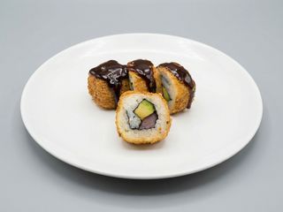 Uramaki tempura atún (4pzs.)