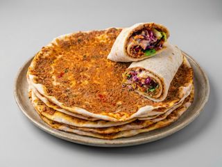 Lahmacun solo carne mixto
