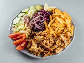 Shawarma plato pollo con patatas o arroz( solo uno de los dos)