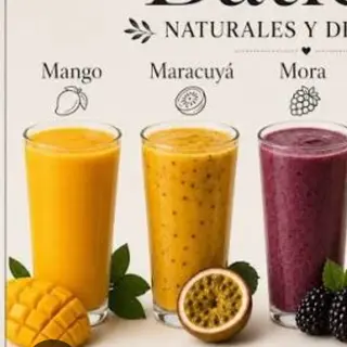 Zumos naturales con agua