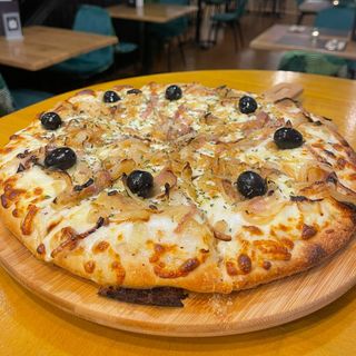 Pizza estilo argentino fugazza (35 cm.)