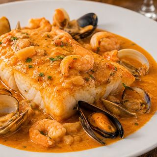 Merluza en salsa de marisco