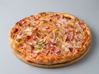 Pizza de prosciutto