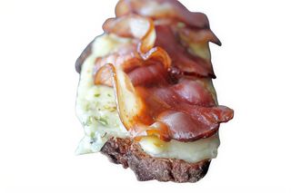 Bocata con bacon y queso