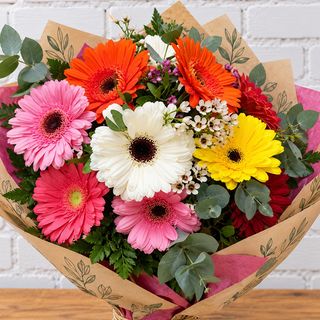 RAMO DE GERBERAS