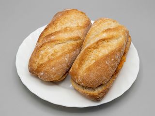 Bocadillos variados 