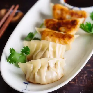 Gyoza de gambas a la plancha (5 uds.)
