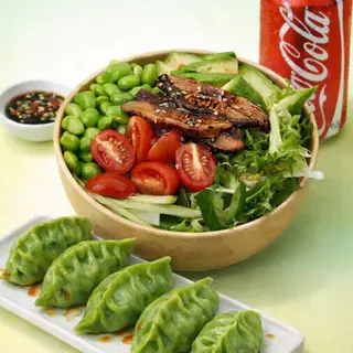 Menú Poke de vegetal + Gyoza de vegetal plancha y una coca-cola