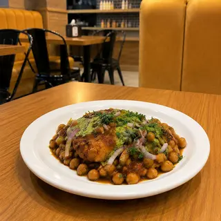 Aloo Tikki Channa Chat