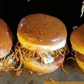 Noodle Burger