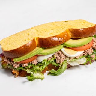 Sandwich De Atún