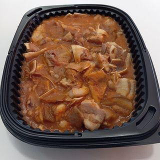 Oreja de cerdo en salsa (ración)